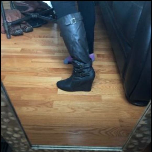 Wedge Boots - Picture 4 of 9